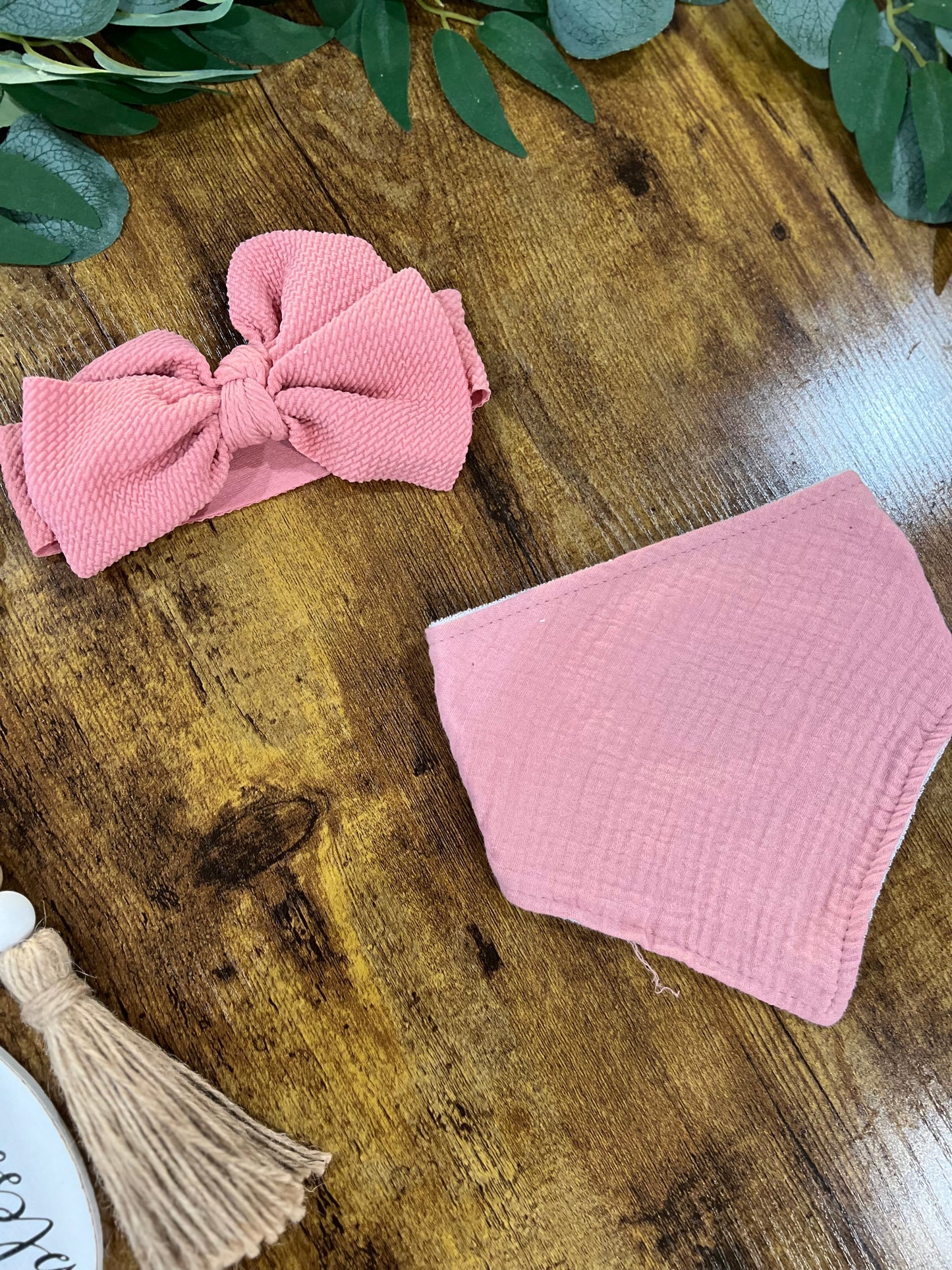 Bow and Bib- Pink