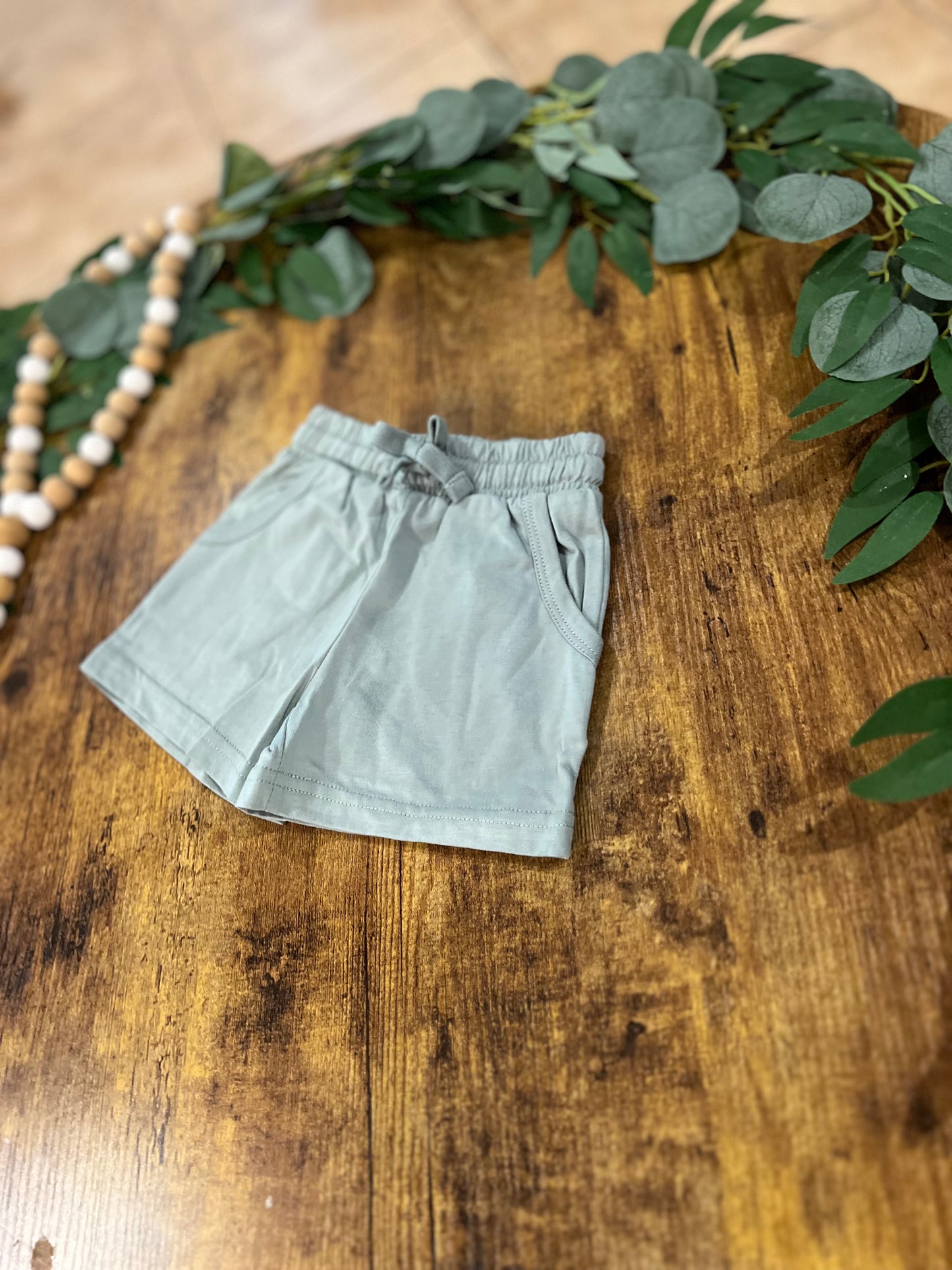 Everyday Shorts with pockets-Green